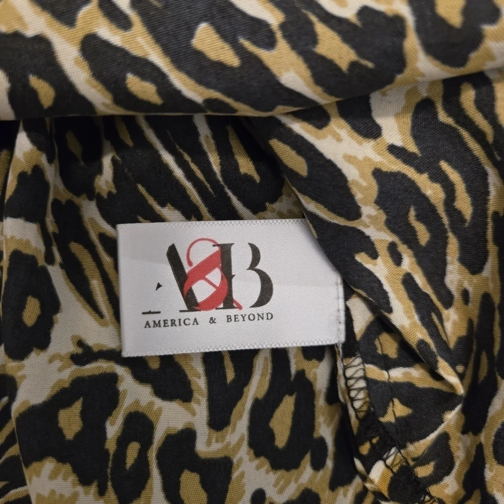 AMERICA & BEYOND Leopard Print Maxi Dress / Coverup With Stretch Waist Size Smal